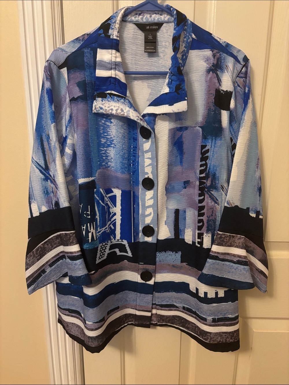 Blue and White tAbstract Button-Front Jacket